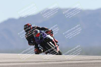 media/Oct-13-2025-Moto Forza (Mon) [[a66d839500]]/3-B Group/Session 4 (Turn 9)/